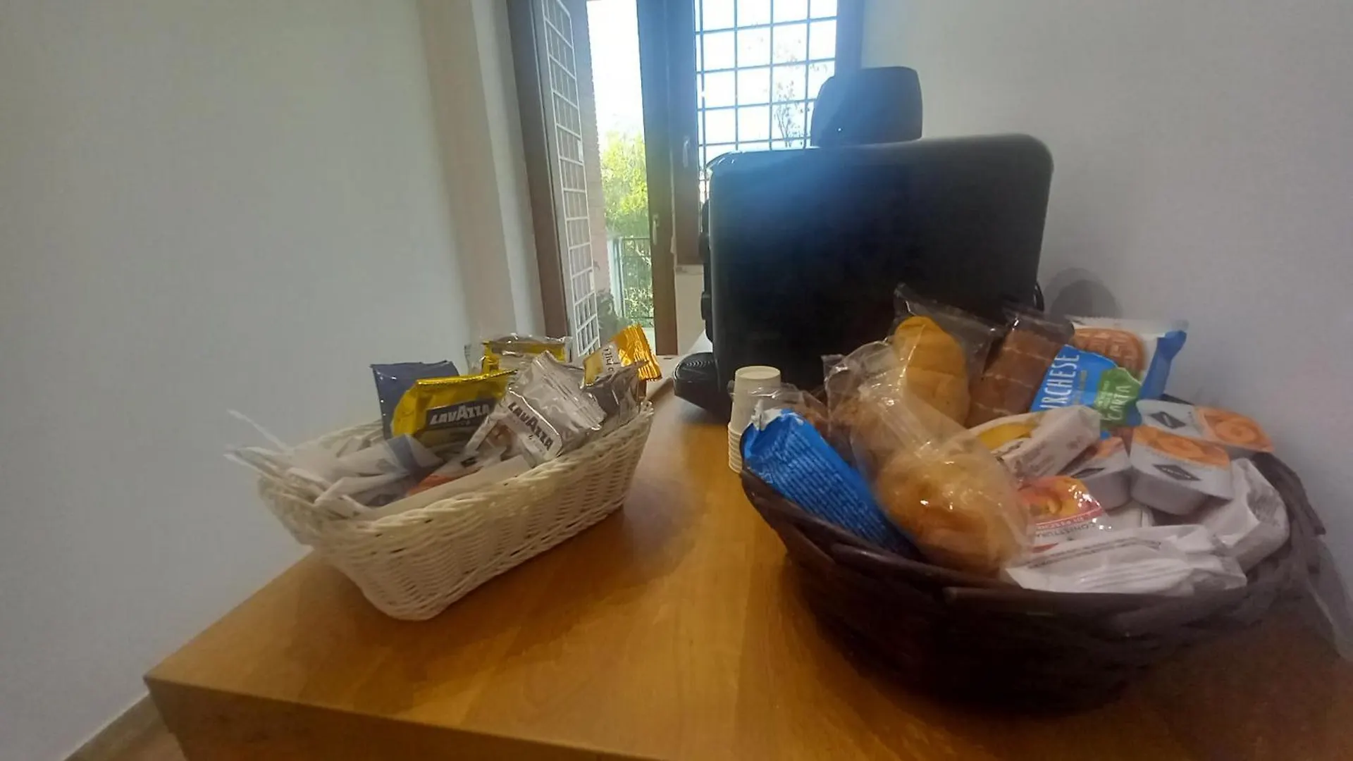 Roma Capitale B&B לינה וארוחת בוקר